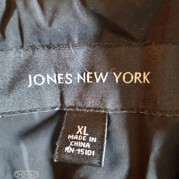 Jones New York black ski jacket - Picture 3 of 11